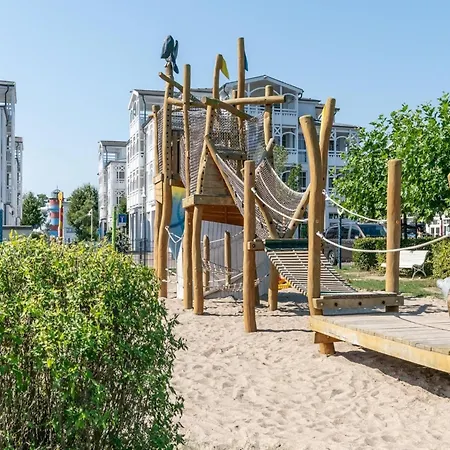 Moderne Mit Grossem Balkon Im Seepark Apartment